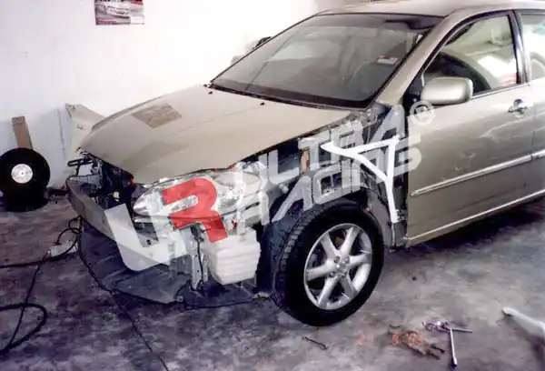 Toyota Altis/Corolla E12 01 + Ultra-R 3-Point Spatbord Braces Geld-Terug-Garantie