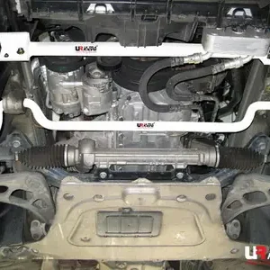 BMW E85 Z4 2002- UltraRacing 2-punts Front Lower Tiebar Ambachtelijk