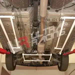 Betrouwbaar Mitsubishi EVO 7/8/9 UltraRacing 4-punts H-brace Voor-onder