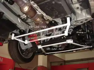 Topkwaliteit Toyota Previa 06 + 2.4 Ultra-R 4-punts Front H-brace 367