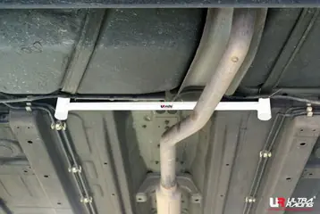 Superprijs Suzuki Swift 05-09 UltraRacing Mid Lower Strutbar/brace