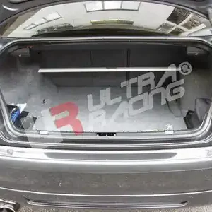Tijdelijk Beschikbaar BMW 3-Series E46 (incl M3) UltraRacing Veerpootbrug achter-boven