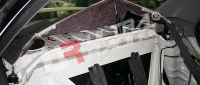 Direct Beschikbaar Honda Accord 97-02 CF4/CL1 UltraRacing Veerpootbrug achter-boven