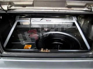 VW Golf I UltraRacing 4-punts achter Trunk brace Direct Verzonden