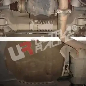 BMW 5-Series E60 530 UltraRacing 2-punts achter Lower Bar 541 Hoge Kwaliteit