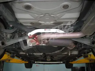 Toyota Celica T23 00 + UltraRacing 2-punts achter Lower Tiebar Korting