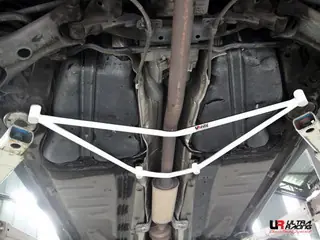 Volvo XC90 02 + 2.5 UltraRacing 4-punts achter Member brace Speciale Aanbieding