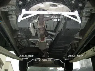 Toyota Previa 06 + 2.4/3.5 Ultra-R 2x 2-punts achter Side Bars Premium