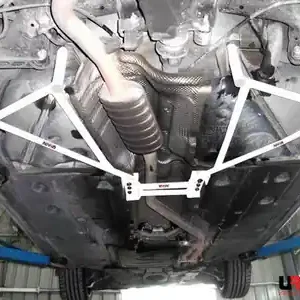 BMW 3-Series E90 2005- Ultra-R 2x 4-punts achter Side brace set Beperkte Voorraad