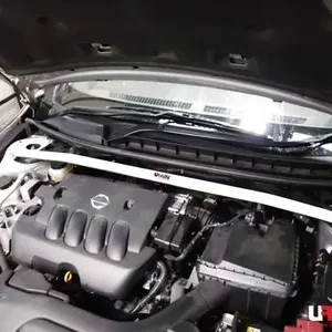 Trendy Nissan Teana 09 + J32 UltraRacing Veerpootbrug voor-boven