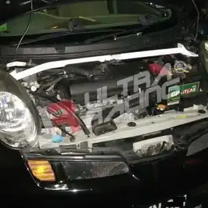 Dagaanbieding Nissan Micra K12 02-07 UltraRacing Veerpootbrug voor-boven