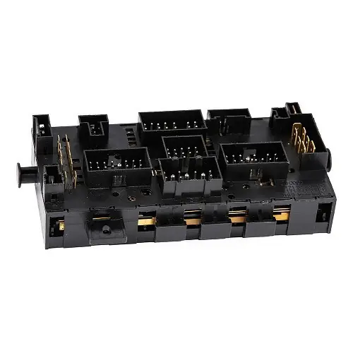 Plaatje voor de zekeringhouder en relais voor Scirocco 83-> Direct Beschikbaar